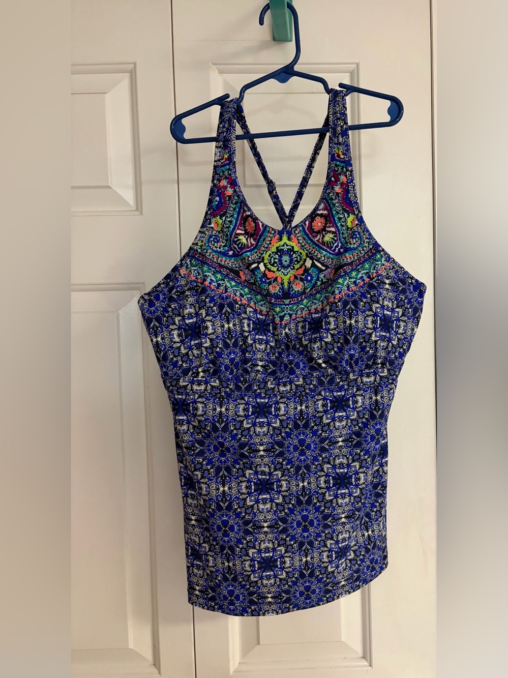 Athleta swim tankini top